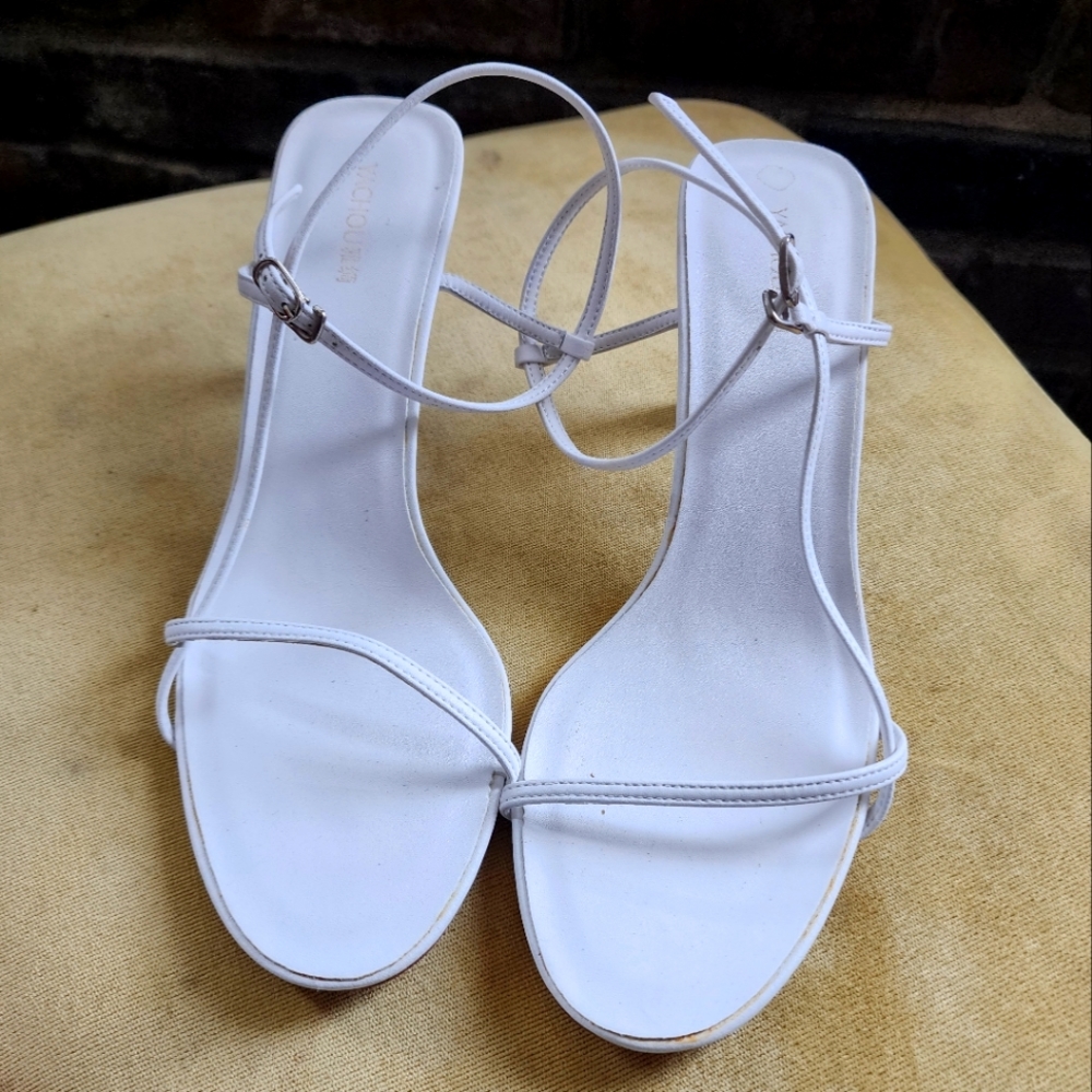New Strappy sandle